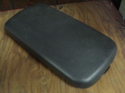 Console lid, pontiac g6, 05 06 07 08 09 10 dark gray