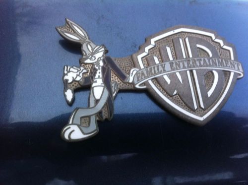 One color warner brothers wb family entertainmemt emblem used bugs bunny