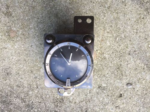 98-02 lincoln continental oem clock