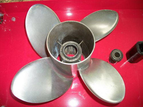 Honda outboard counter rotation stainless steel propeller 14 1/2 x 17 2006