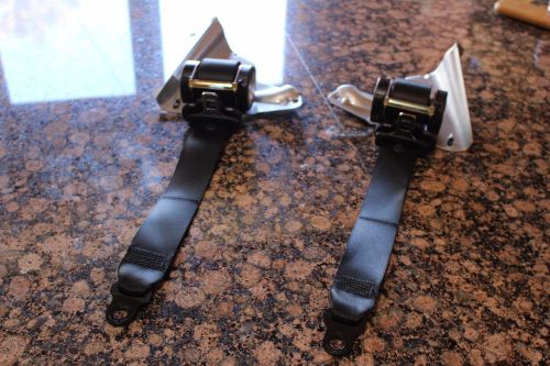 Used 2008 911 porsche 997.1 turbo oem rear seatbelts right and left 07-08
