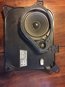 99-05 lexus mark levinson speaker 86160-w190 right rear door