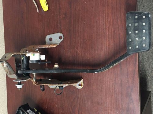 2005 2006 2007 2008 cadillac sts  brake pedal assembly