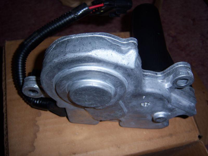 03-07 cadillac awd chevy gmc 4x4 transfer case shift control 88962312