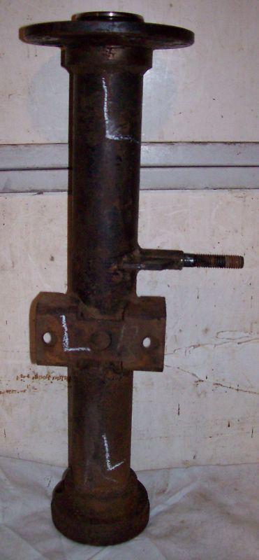 Left axle tube off 27 hp 1995 4 wheel cushman turf truckster mdl. 898632a