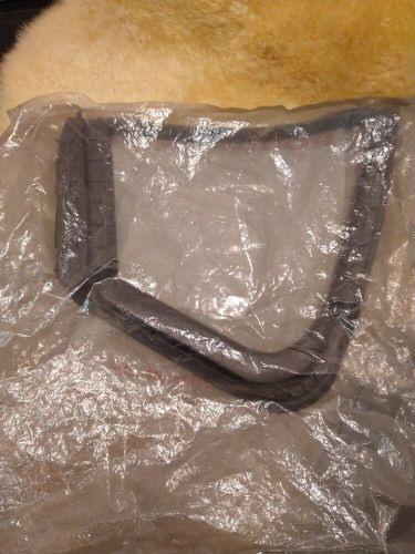 Honda window seal oem 73441tr6a01 / 73441-tr6-a01 for back window - new