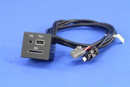 Genuine Mopar Std USB Hub Cable 5091076AE, US $117.30, image 7