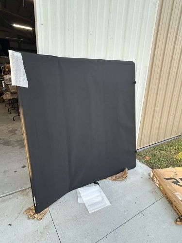 Tonneau cover extang 94421 fits 2019 ram 1500