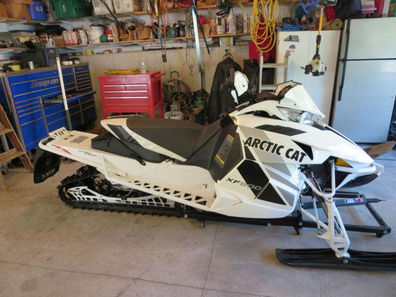 Arctic cat 2012-2014 xf cc hc zr f m procross seat - black / white 