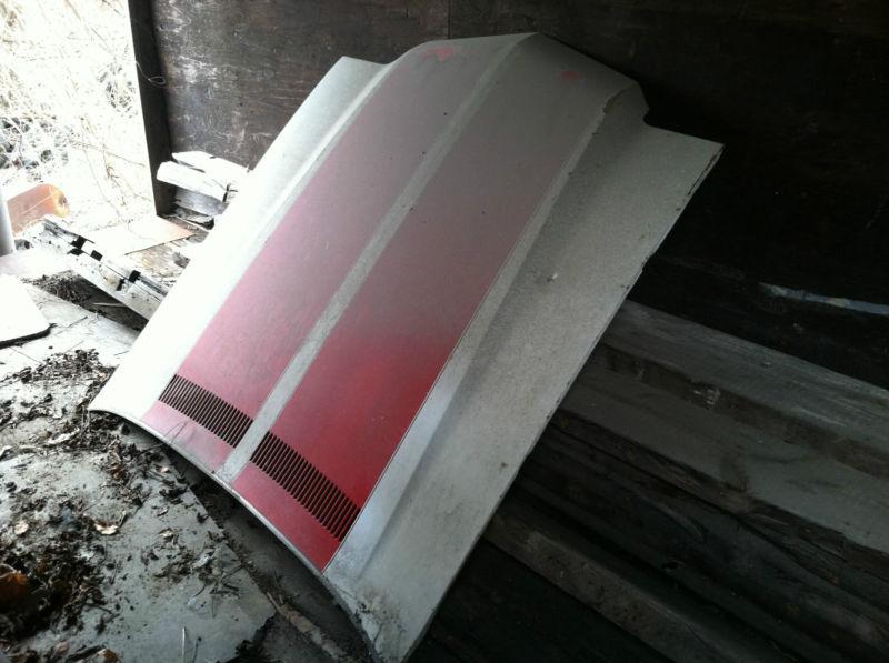 1970 chevrolet chevelle  hood chevy ss 