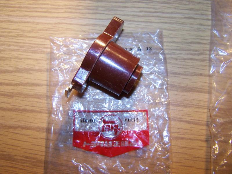 Toyota FJ40 FJ45 FJ55 NOS Bronze Terminal Distributor Cap and Rotor, US $18.43, image 2