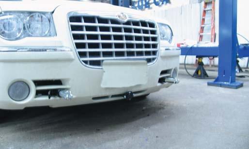 Blue ox bx1982 base plate for chrysler 300c 07 trailer