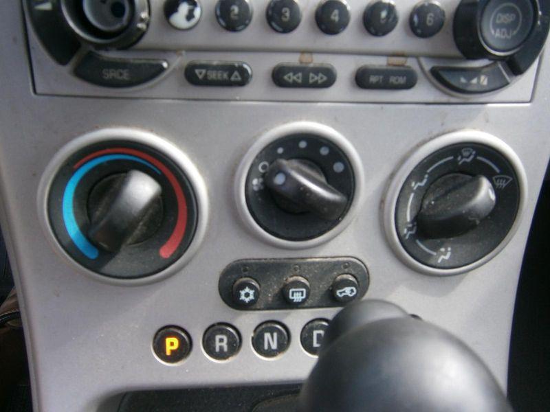 Chevrolet equinox heat/ac controller  05