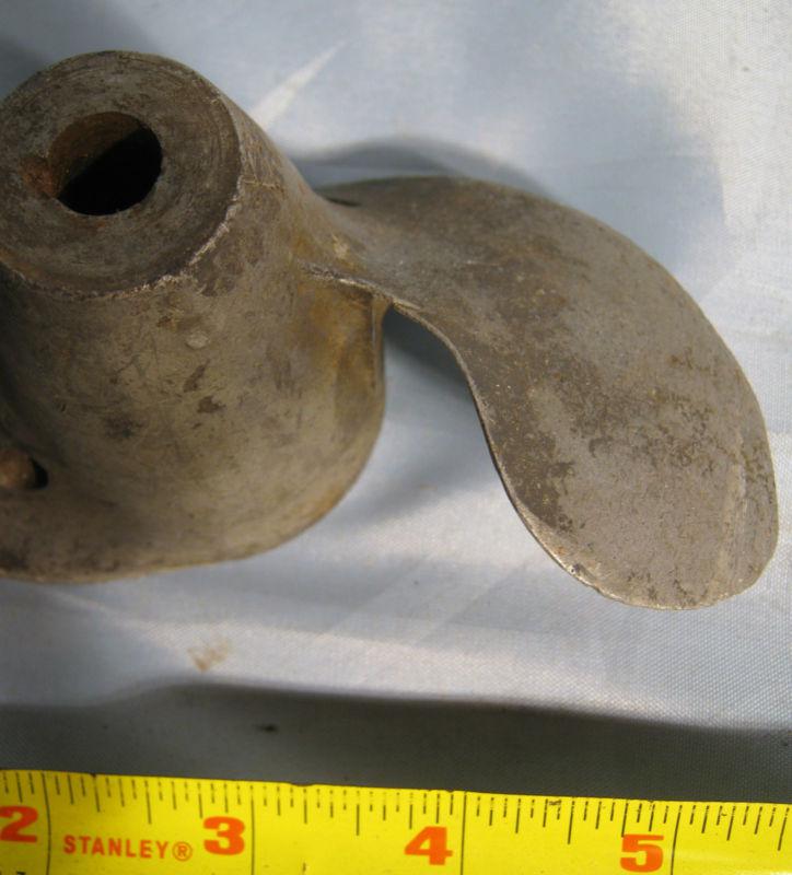 Vintage 2 Blade Aluminum Boat Outboard Propeller For Repair or Decoration, US $8.99, image 3