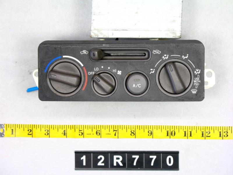 00 corolla temperature climate control ac heat unit panel switch 12r770