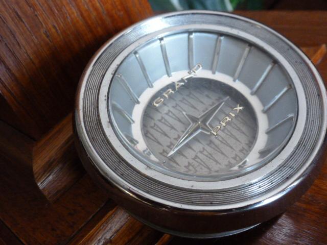 1963 pontiac grand prix steering wheel horn button