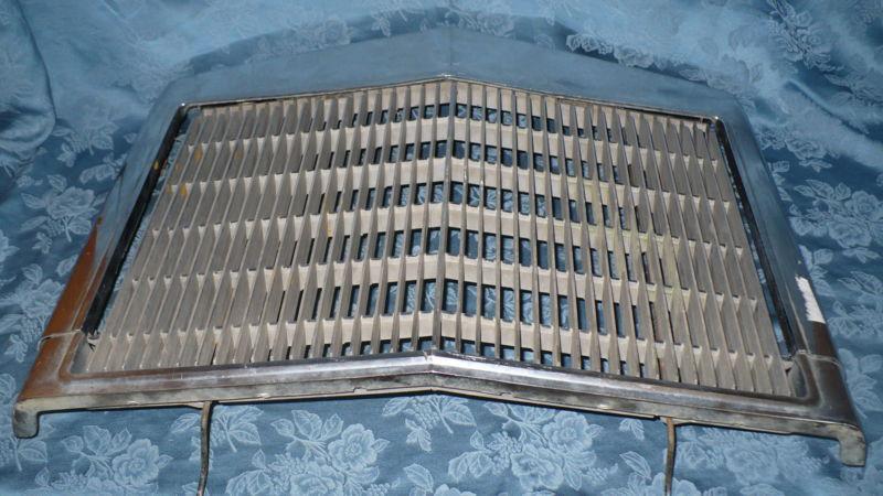 Lincoln auto grill grill shell cracked d7vb-8a068-a
