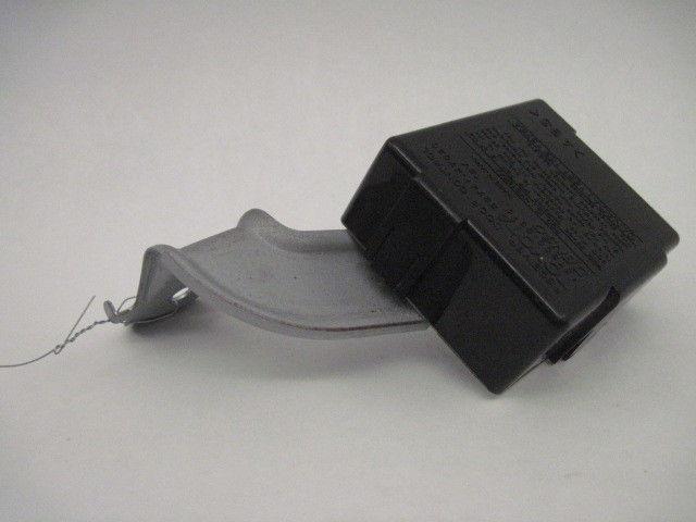 Theft locking computer toyota prius 2001 01 2002 02 03 89741-47020