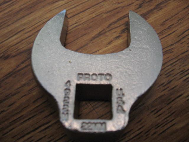 Proto tools metric 22 mm crowfoot open end socket wrench snap right on 3/8 drive