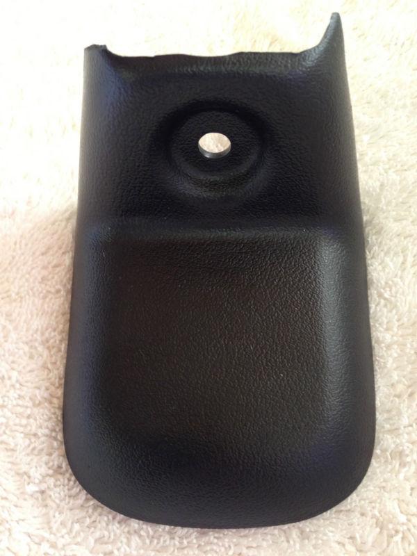 Corvette c6 left seat rail adjuster cover