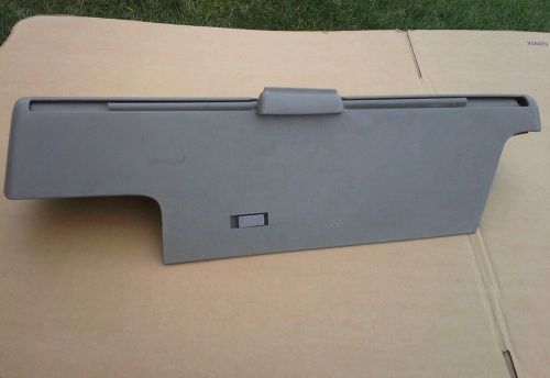 98 04 chevy blazer gmc jimmy rear cargo hatch cover  gray  oem all clips