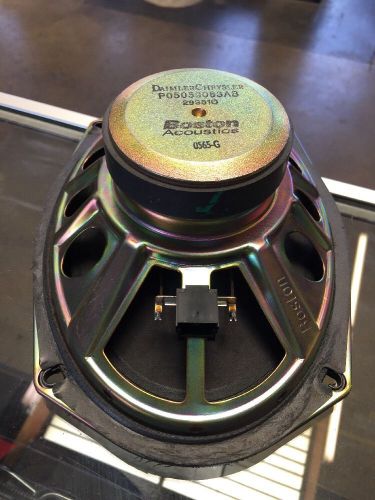 Oem chrysler 300 dodge charger challenger boston front door speaker p05059063ab