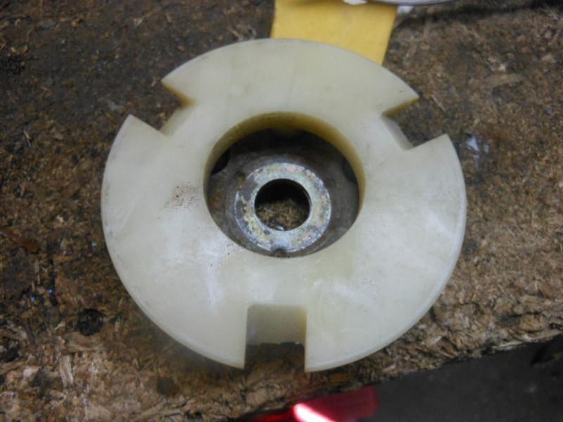 1968 Pontiac Firebird horn button insulator, US $20.00, image 2