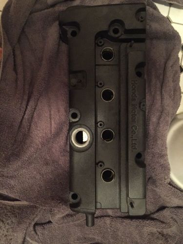 Honda/acura/rsx/civic/si/accord k20/k20a/k20a3 black oem valve cover/jdm