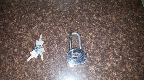 Lion security hardened lock 3 keys