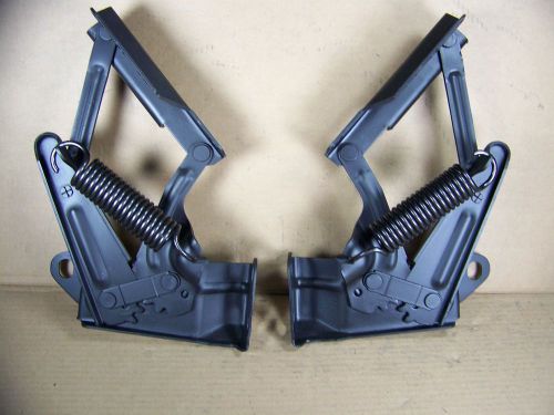 1961-63 olds dynamic- star fire-&amp; chief- super 88 reconditioned hood hinges #149