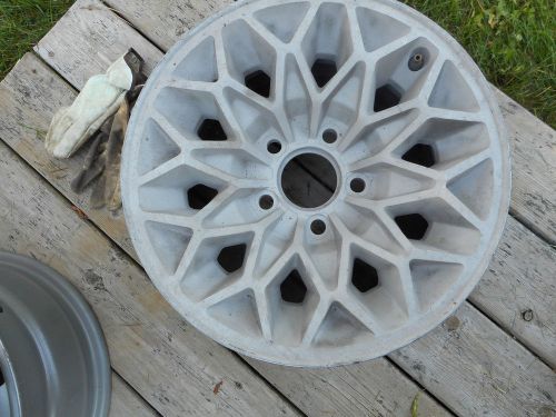 Pontiac 15x7 snowflake wheel firebird &amp; trans am