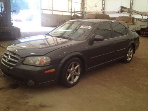 Air flow meter fits 02-04 infiniti i35 2368644