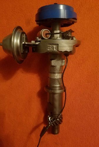 1965 pontiac gto 326 c.i. v8  distributor 1111079