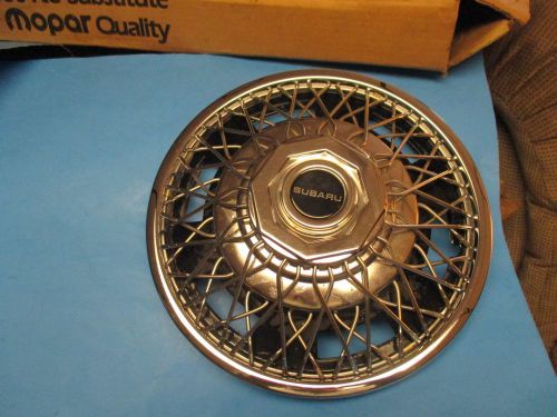 Subaru wire wheel hubcap 1980&#039;s models. o.e.m.