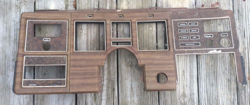 Old model car --- mark 5 woodgrain dash panel