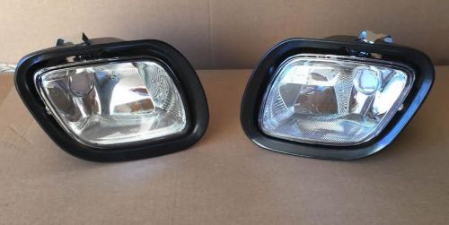 08-12 freightliner cascadia fog light set- new!!