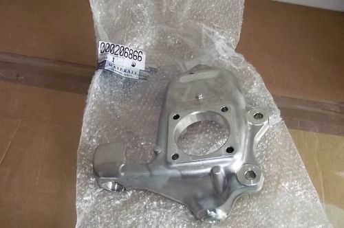 2005-2008 maserati quattroportecomplete right front hub holder#206866