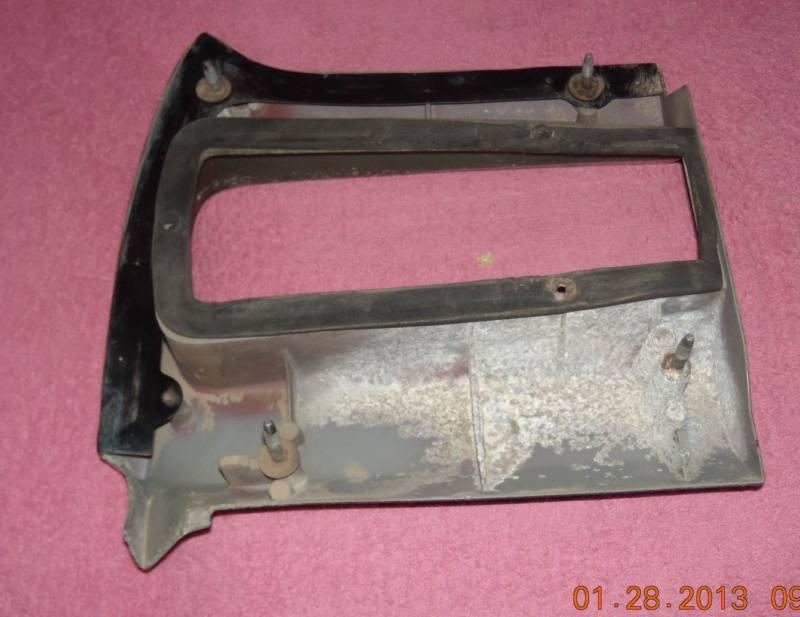 Mopar 1967 Coronet RIGHT Side Quarter Panel Extension used original, US $35.00, image 2