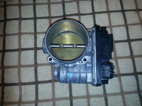 Nissan infiniti maxima g35 m35 altima  oem hitachi sera576 01 throttle body