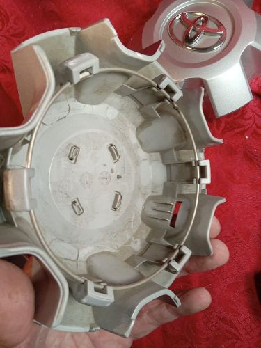 GENUINE TOYOTA 14-19 4RUNNER SILVER WHEEL CENTER CAP HUB SET NEW USED, US $70.00, image 2