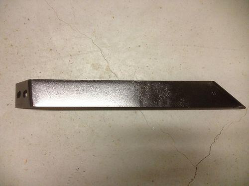 1968 1969 1970 1971 1972 1973 Corvette Front Bumper Bracket GM Original, US $39.00, image 2