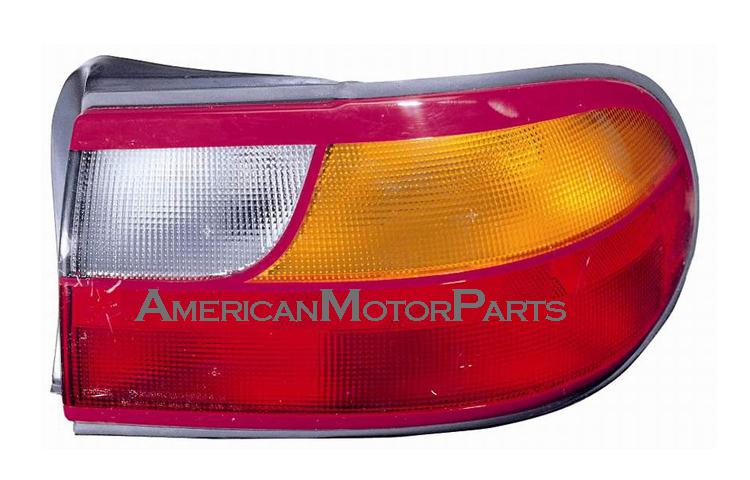 Right passenger side replacement tail light 97-05 chevy malibu 22623074/22649720