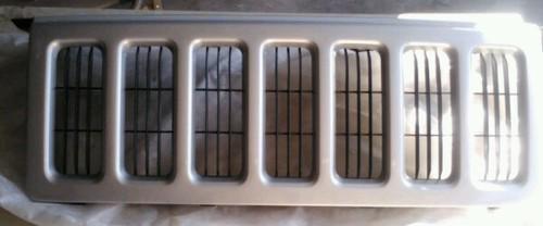 Jeep commander new grille bright silver metallic fits 2006-2010 