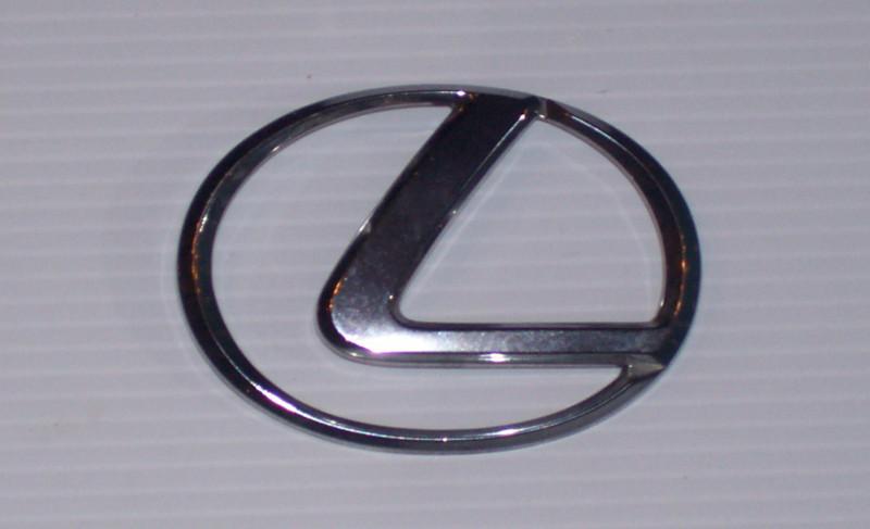  lexus chrome emblem 3 5/8 inches wide