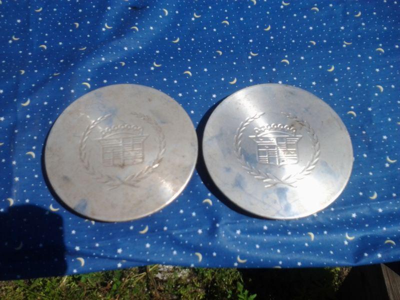 Sell Cadillac Deville DTS Seville Concours wheel center cap hubcap OEM