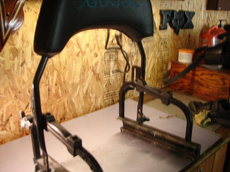 97 98 99 00 polaris indy 488 600 700 trail touring rmk xlt seat back rest braket