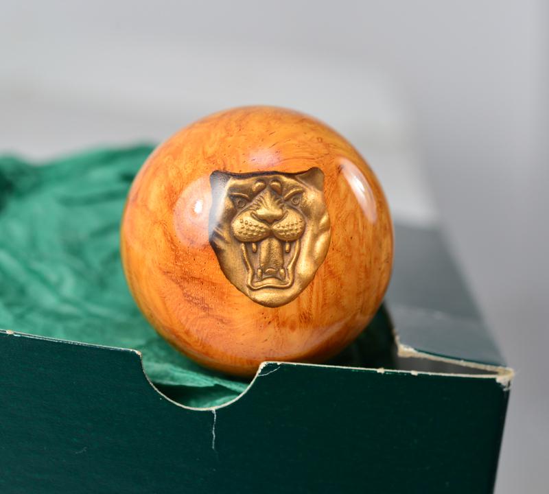 Sell JAGUAR Burl XJ6,XJS,XJ8,XK8,XJR,XKR,XK,SType,XType Gear Shift