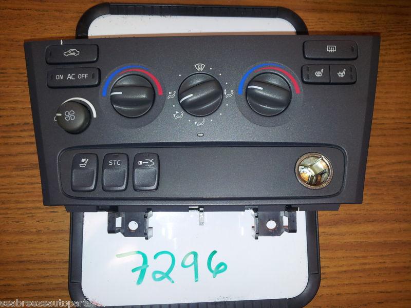 Sell 0109 VOLVO 60 S60 8682928 CLIMATE TEMPERATURE CONTROL UNIT A/C