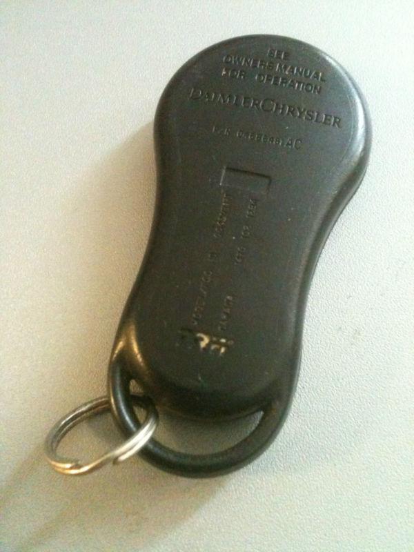 01 - 03 CHRYSLER TOWN & COUNTRY VOYAGER KEYLESS ENTRY REMOTE GQ43VT17T, US $4.99, image 2