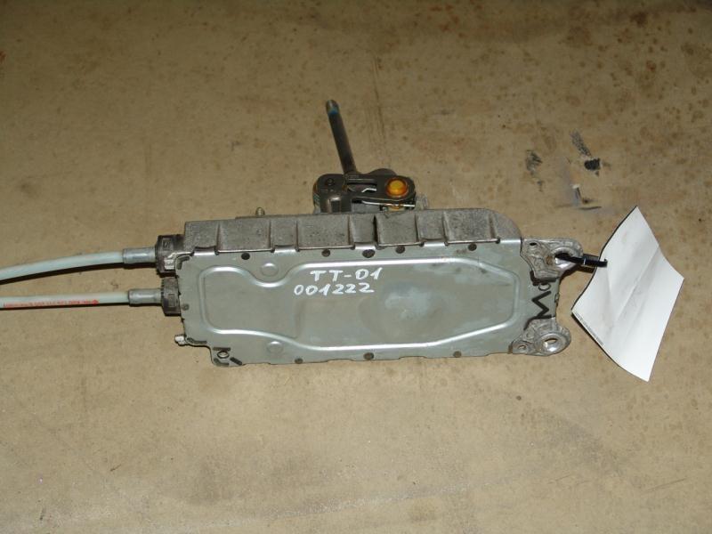 Sell 01 AUDI TT SHIFT SHIFTER ASSEMBLY W/ SHIFTER CABLES 5 SPEED MANUAL